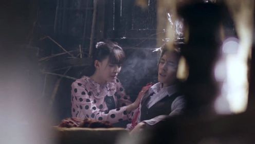 《人生若如初相见》第21集02：看着哭泣的秦桑，易连恺诉说了自己这些年的无助