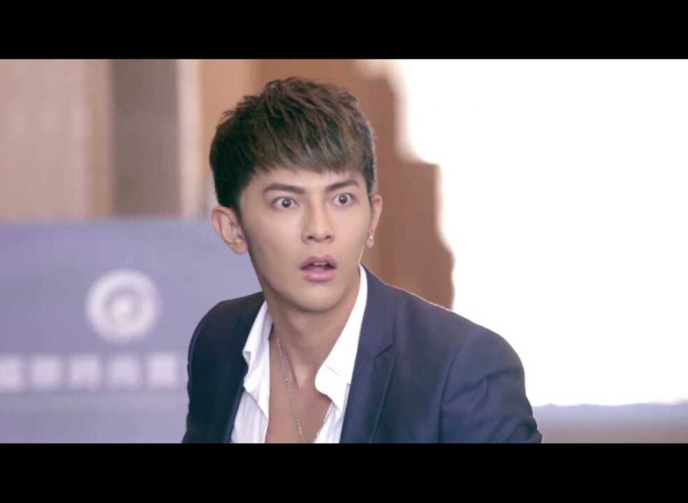 《超级大英雄》第二十集02:洪晓东等人在珠宝商看管的珠宝被大卫盗窃