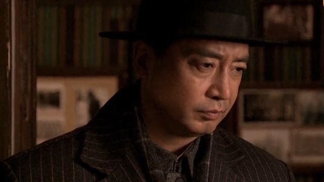 《大水井风云》第十七集01:侯汉生再次盘问黄志诚是否泄密,黄志诚大声抗议他反复的盘问自己