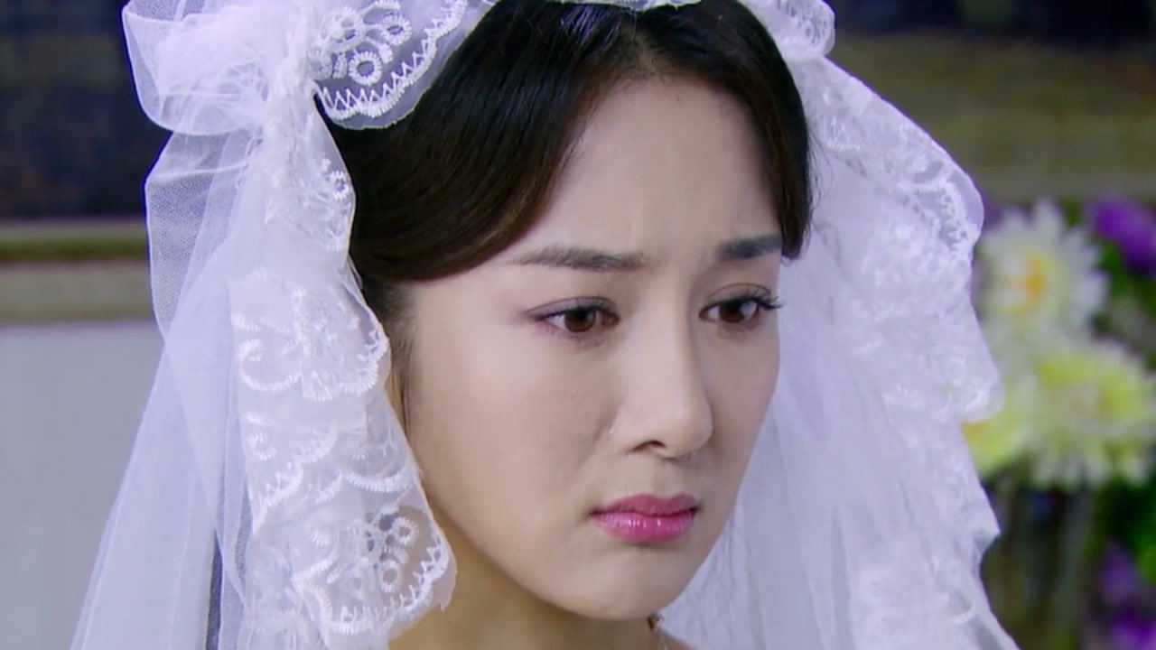 《家国恩仇记》第25集02:米恋希望马皓天婚后辞职,但马皓天不同意她的