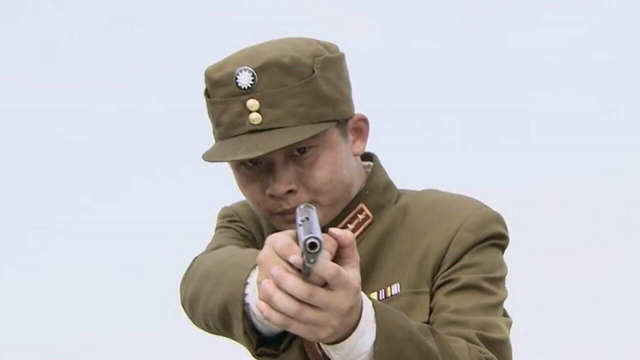 《蝴蝶行动》第11集03:王人杰带人在山上日夜不停的搜查千代子,千代子