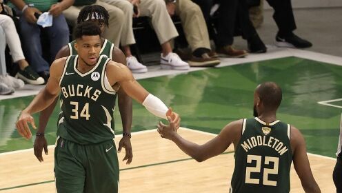 《NBA全场集锦》12日NBA日报 科比加盟湖人25周年 雄鹿击落太阳大比分1-2扳回一城