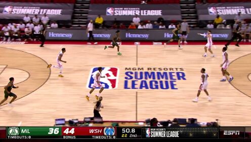 《NBA全场集锦》创意传球了解一下 琼斯不看人背后送出妙传
