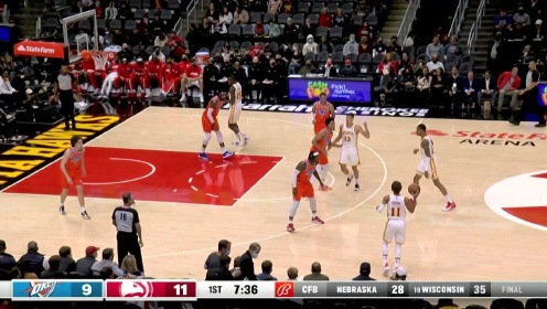 《NBA全场集锦》特雷杨助科林斯一飞冲天，上演暴力空接隔扣！