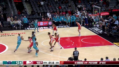 《NBA全场集锦》跌跌撞撞恍恍惚惚 麦克格温斯抓住漏洞丝滑上篮打卡下班
