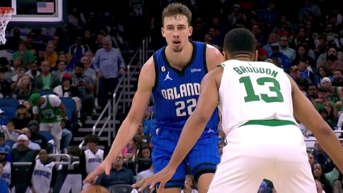 《NBA全场集锦》视防守如无物！瓦格纳一步登天暴力隔扣