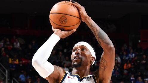 《NBA全场集锦》【球星】波普vs活塞集锦 20分高效发挥率队取胜