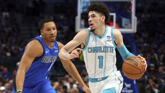 鲍尔vs独行侠集锦 全场30+10+13多边形战士率队追击