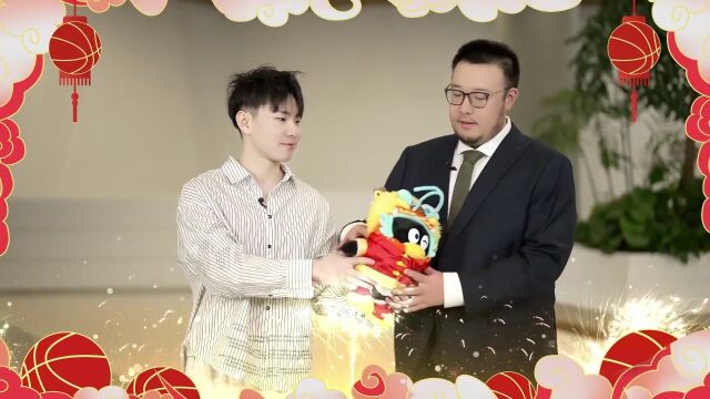 正赛：搁这儿训练呢？东契奇约基奇爆笑互动！