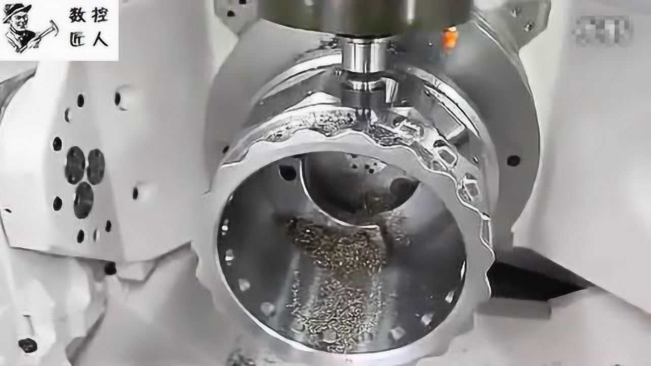 实拍五轴联动数控机床加工，太精彩了！_高清
