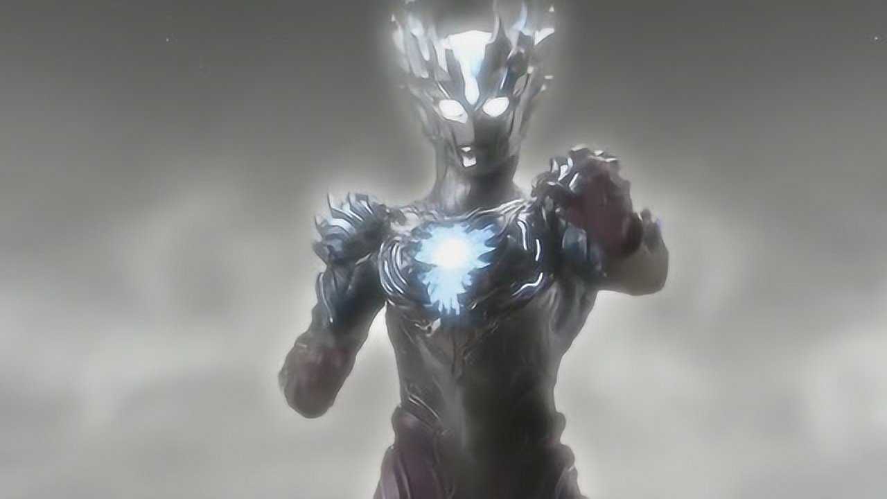 奥特曼最贵最华丽同时也是最帅的皮套赛迦奥特曼