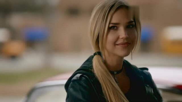 大结局里stefan牺牲这段实在太催泪 bgm就是第一季里elena和stefan