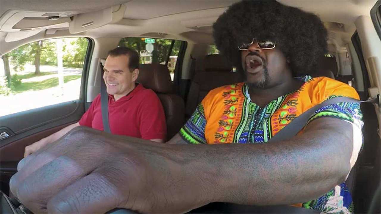 奥尼尔给你开车还给你逗乐怕是做梦都会笑醒哟