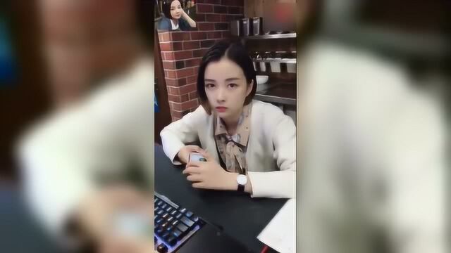 网吧美女网管疯狂追求合辑