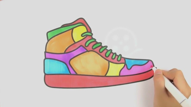 运动鞋简笔画涂色图片