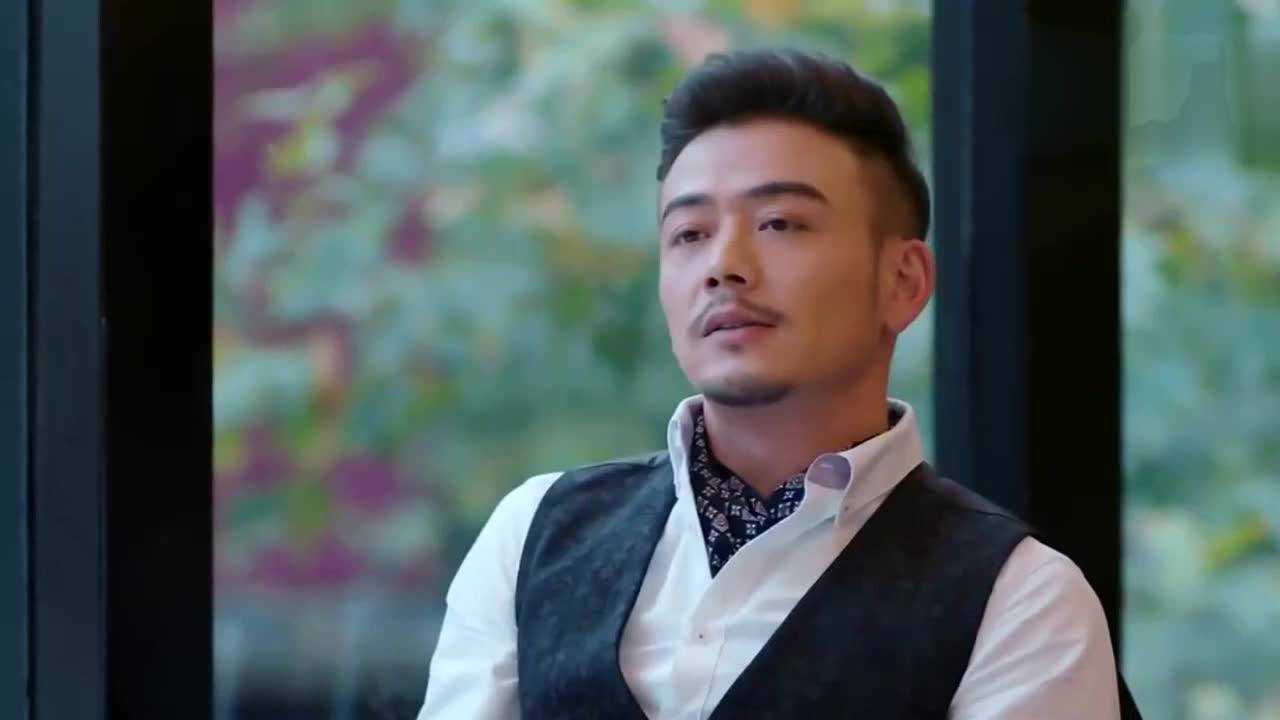 "小包总"杨烁首晒女儿正面照 白白嫩嫩超可爱_腾讯视频