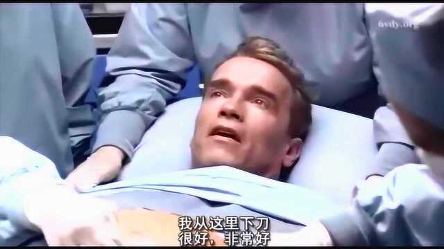 男人生孩子剖腹产全程都醒着生下一个健康的宝宝