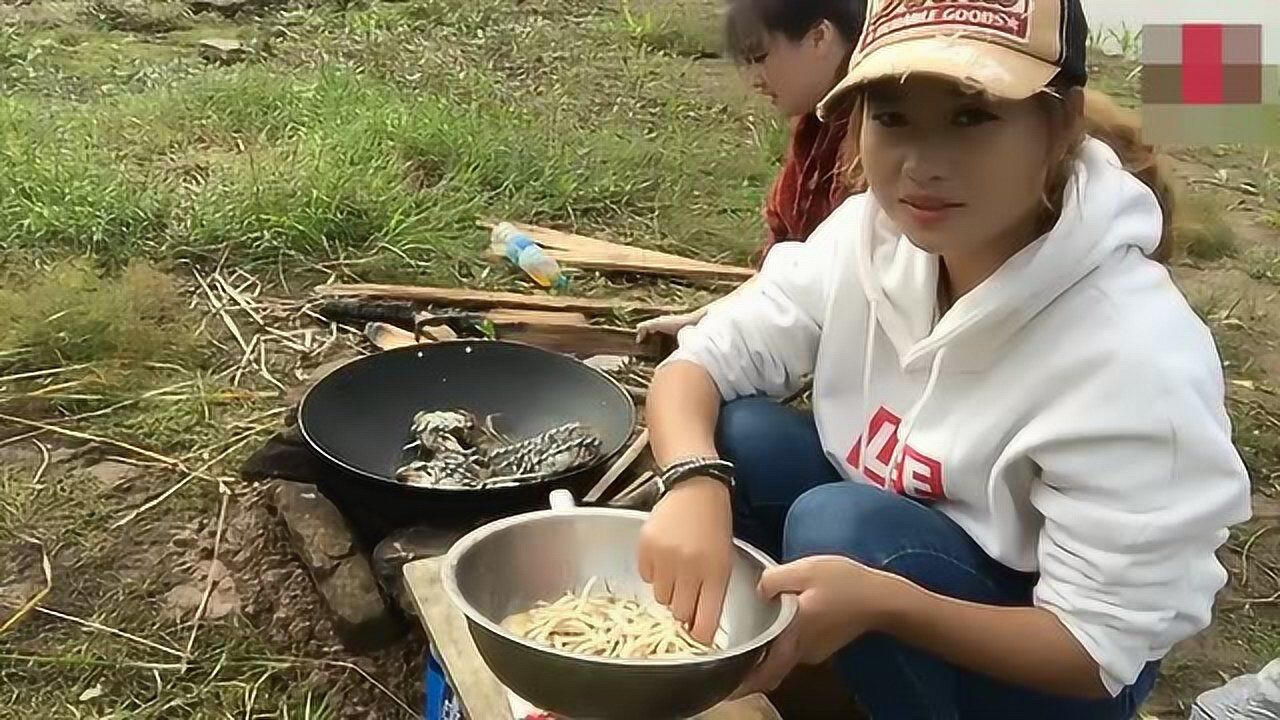 美食主播艾小菲醉美厨娘 主播野外做美食