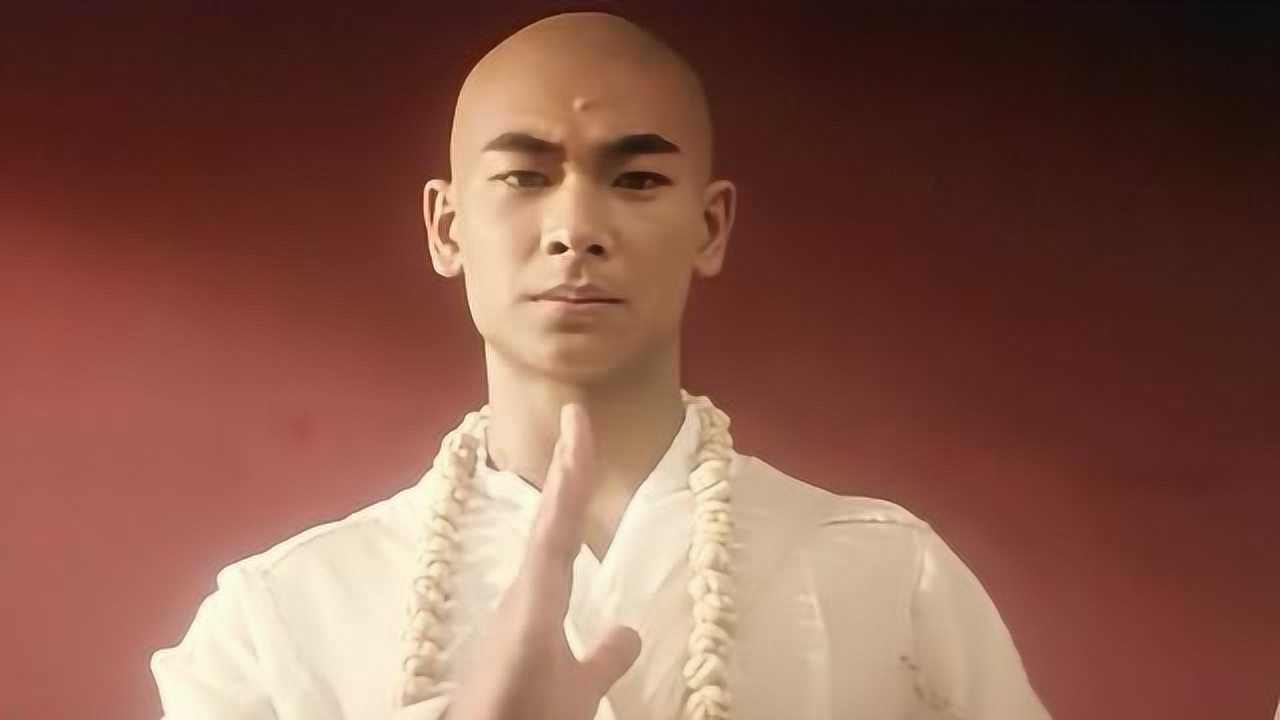 法海和尚在观察妖魔鬼怪,准备捉妖!