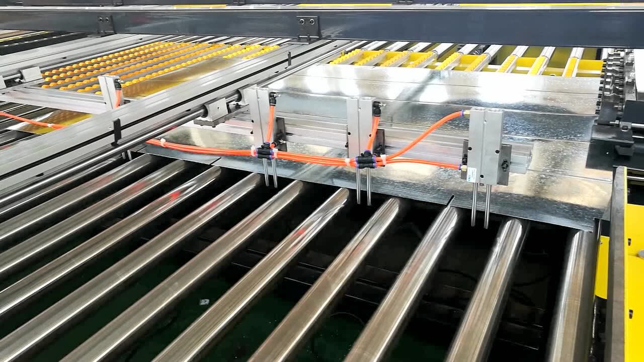 风管生产线 u型五线试机 通风管道设备