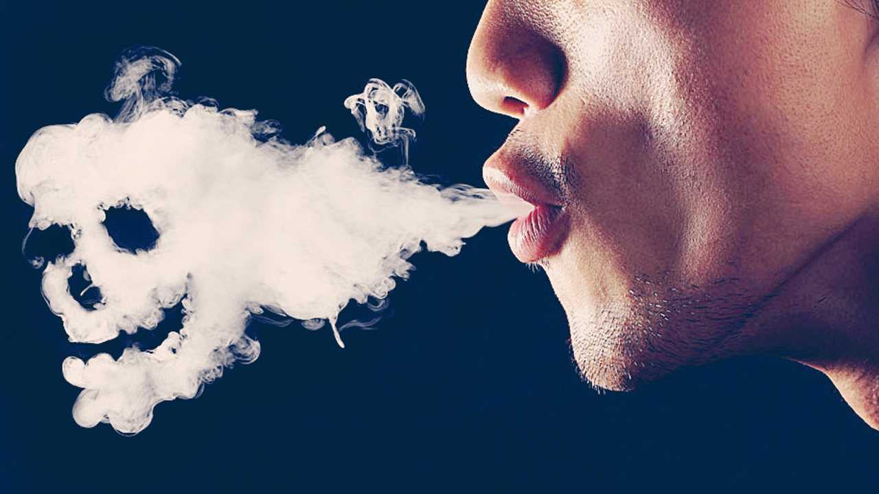 戒烟日10包烟会毁了你的肺看完你就知道吸烟的危害有多大