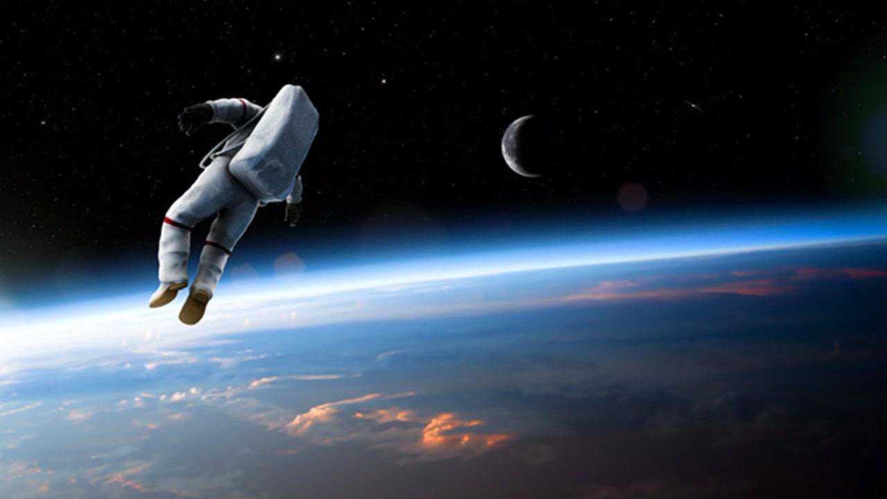 地球重力是月球的6倍人在月球能跳多高看完大开眼界