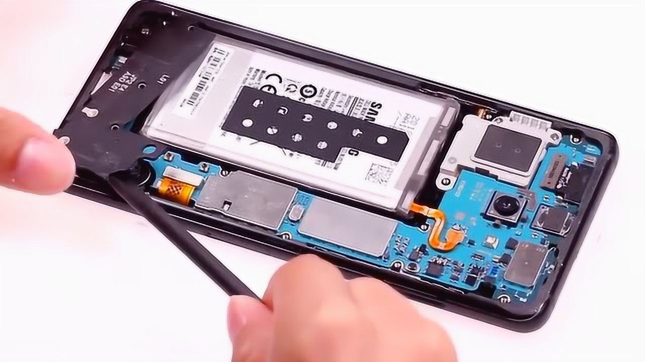三星a8plus电池更换教程