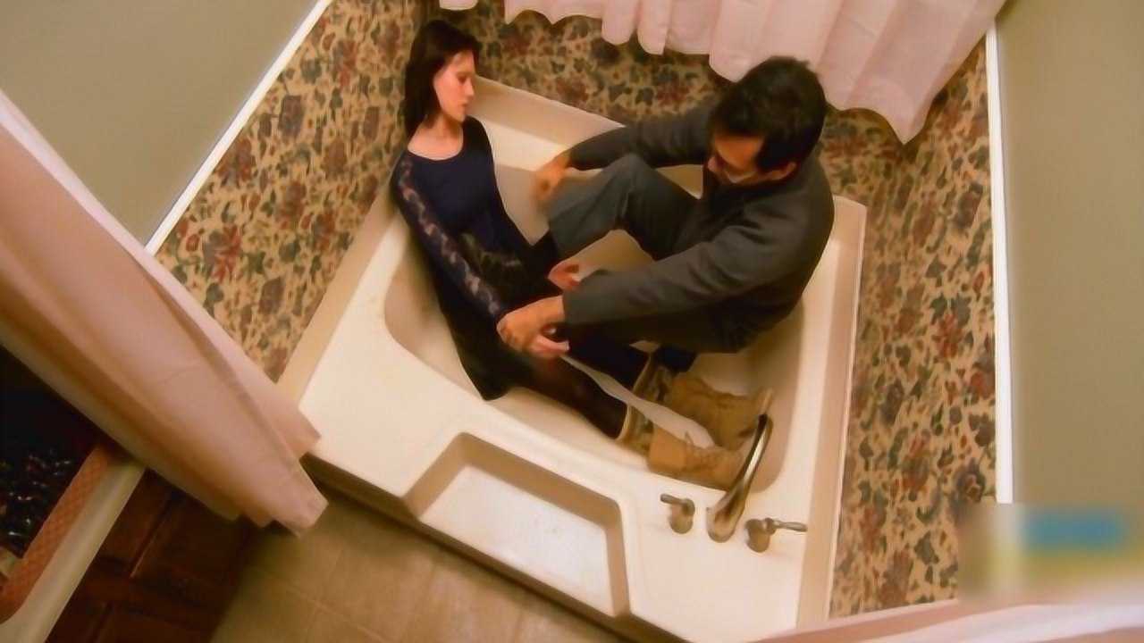 肥宅私自隐藏黑丝美女尸体，将其放入浴缸内，直至腐烂！_腾讯视频