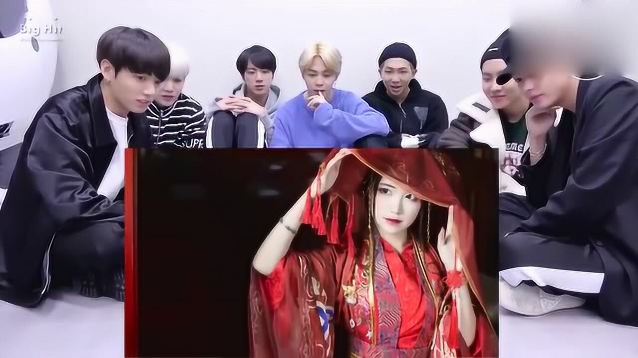 韩国男团扎堆看中国女生化妆,简直美到气质里了!