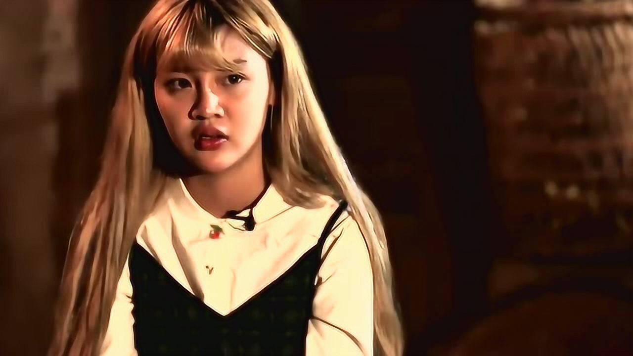 变形计韩安冉故意让何沛函去洗碗韩安冉就是要打击他