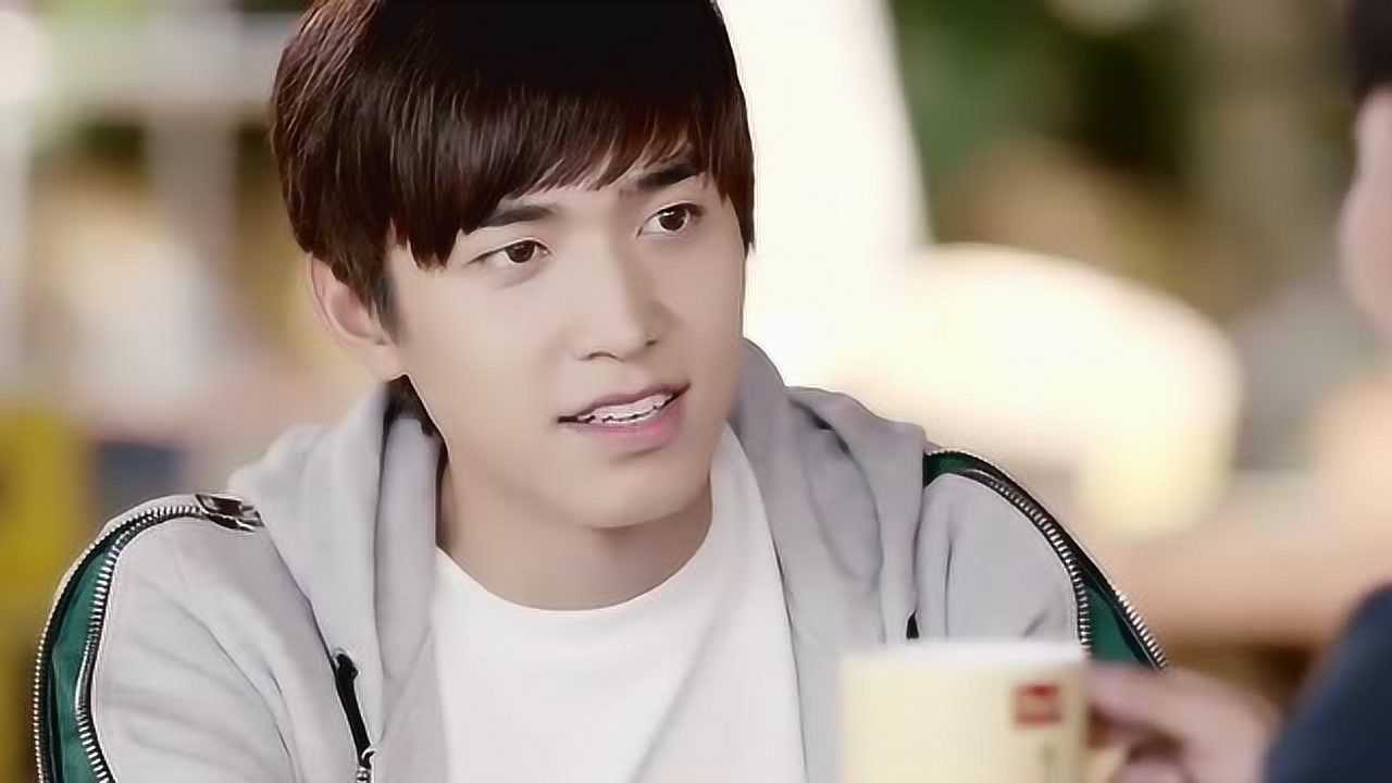 游泳先生蓝天赞助餐厅想茶茶去那上班竟默默帮助给她高工资