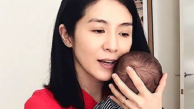 杨采妮与老公相恋24年,曾离婚又复婚,如今生两个大胖小子好幸福