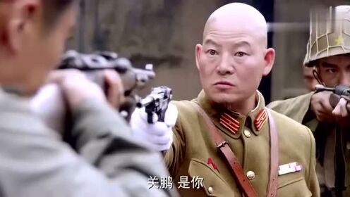 小伙仅凭几杆长矛竟杀了一个小队的鬼子,心疼这个光头鬼子!