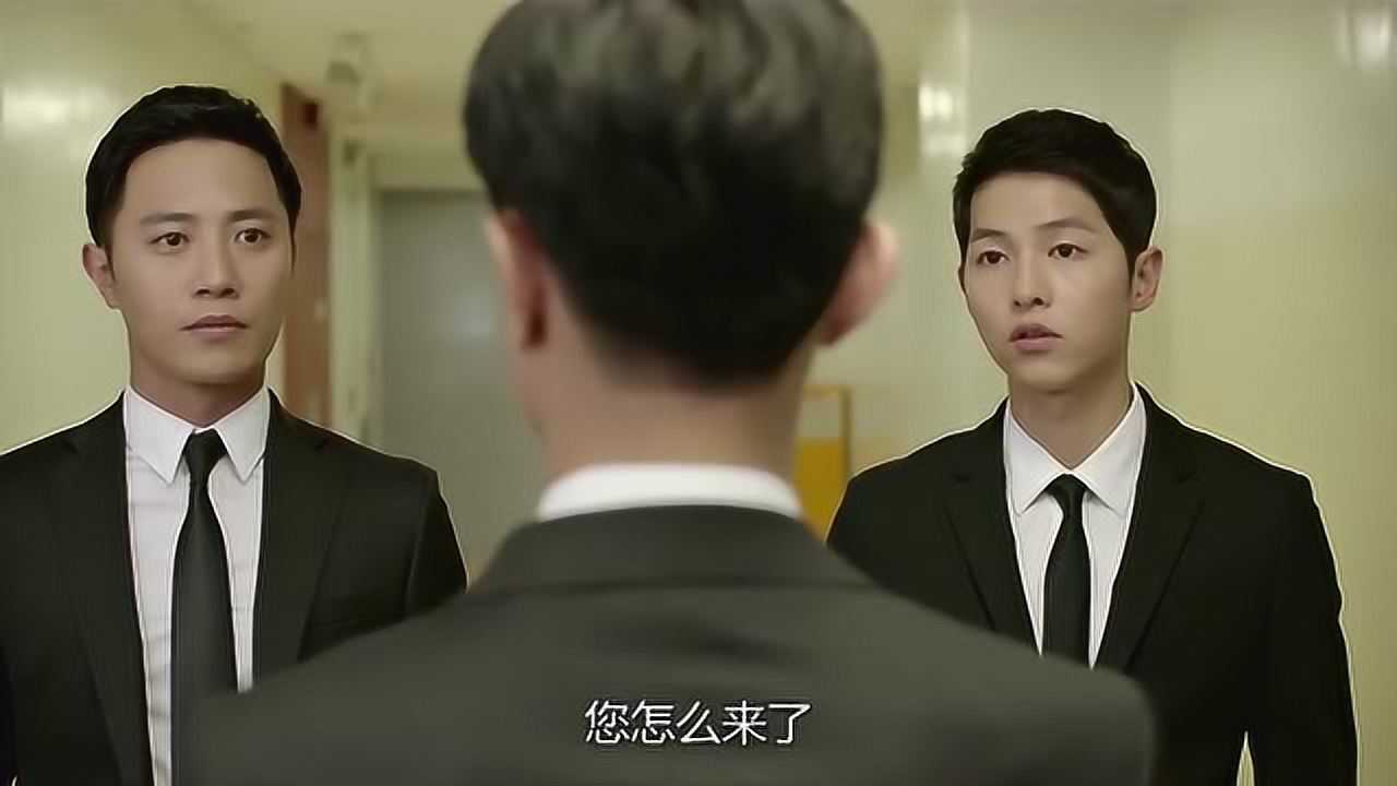 太阳的后裔:柳时镇和徐大荣脱下军装换上一身黑色西