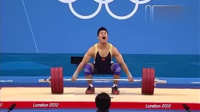 回顾伦敦奥运会中国陆小军夺得男子77公斤级举重金牌,太棒了!