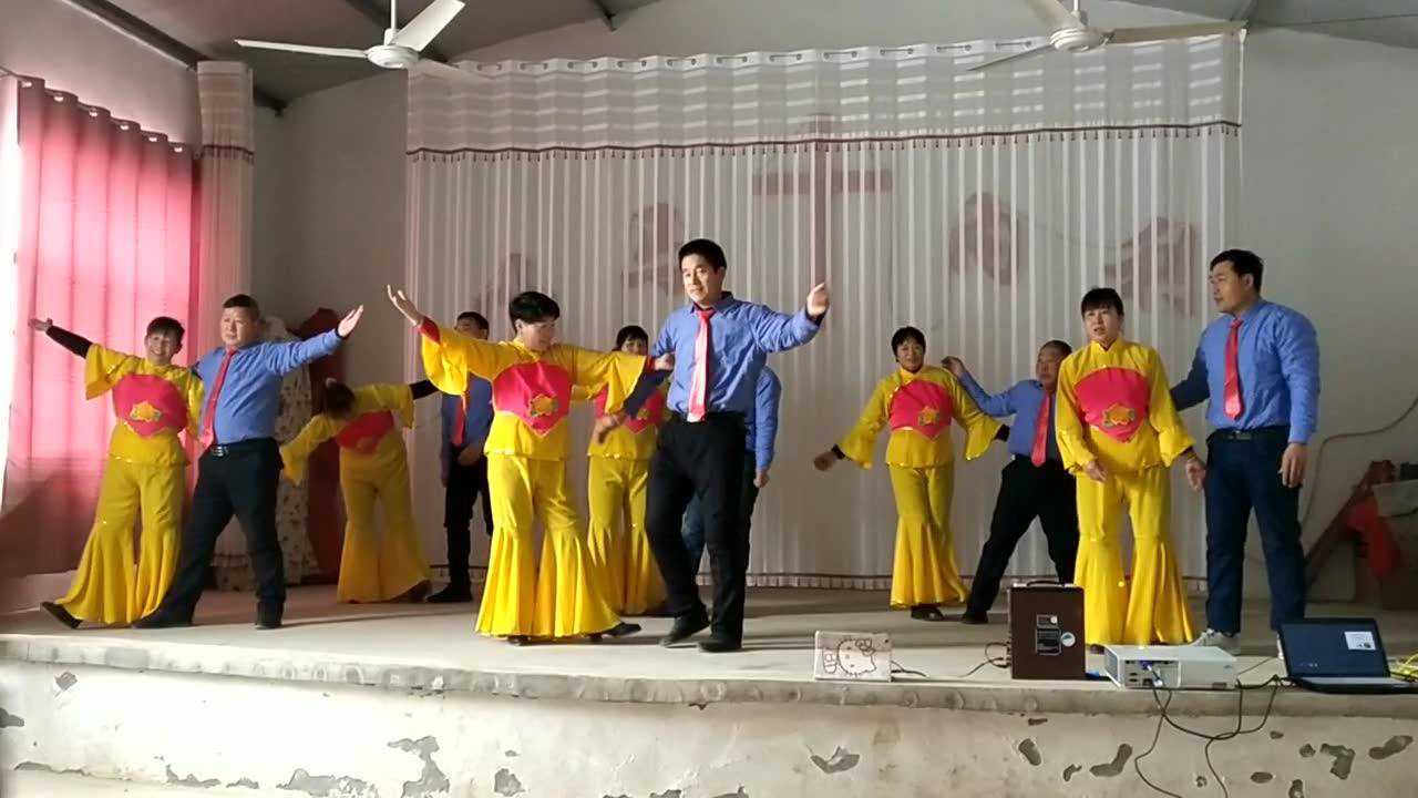 夫妻舞蹈热情的新郎我爱你