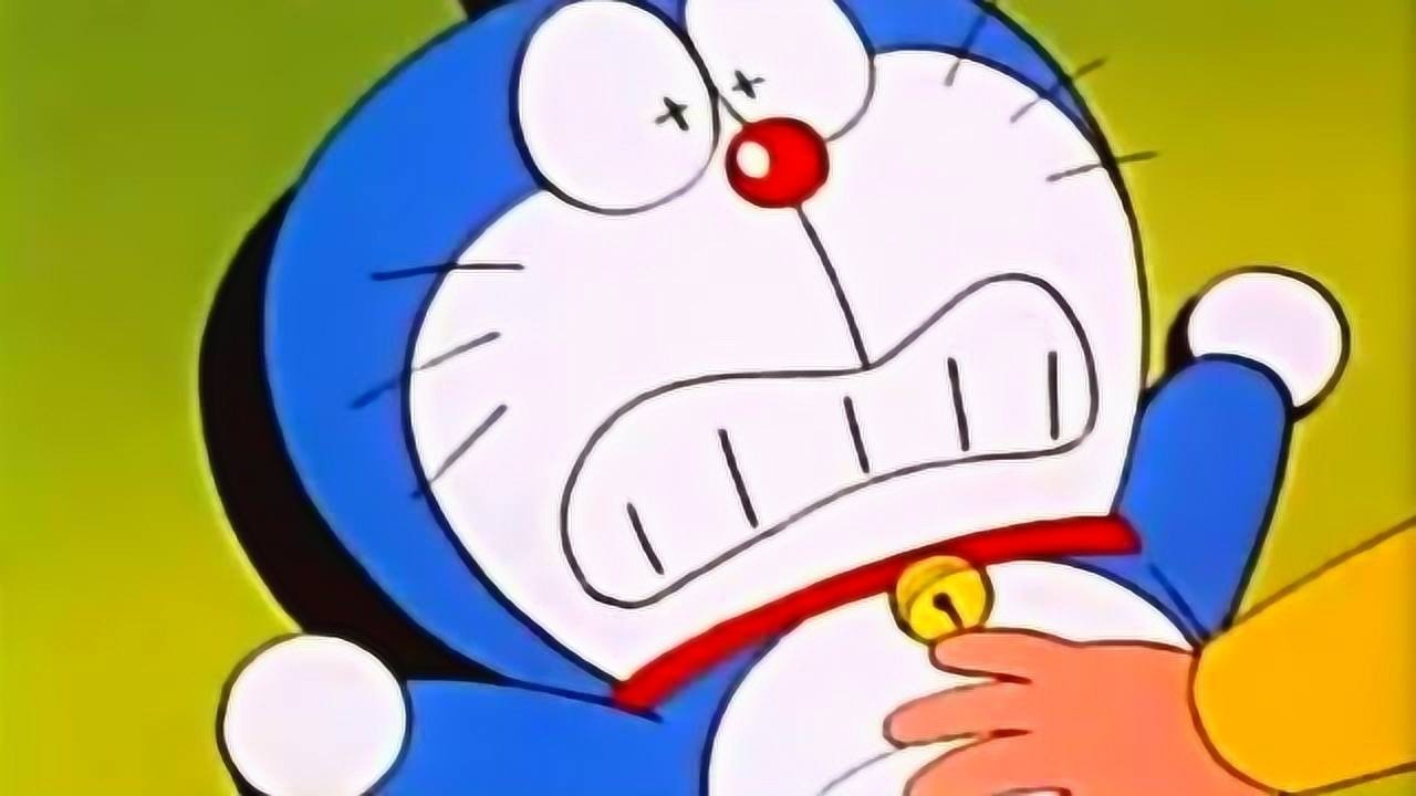 哆啦a梦:大雄送礼物给哆啦a梦,哆啦a梦很害怕吓晕过去