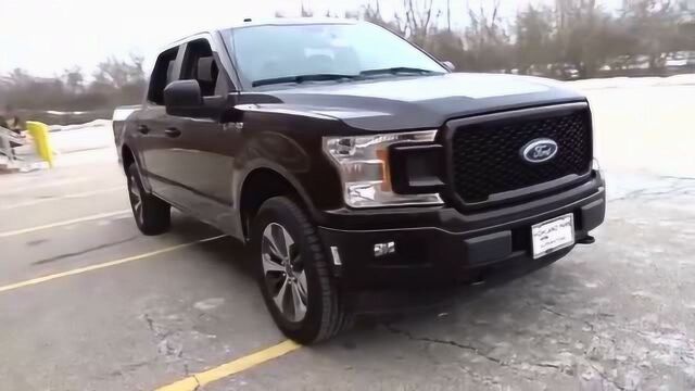 2019款福特猛禽F150的详细实拍,全方位外观和内饰展示