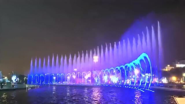 爱琴海音乐喷泉夜景灯光 舞动的旋律