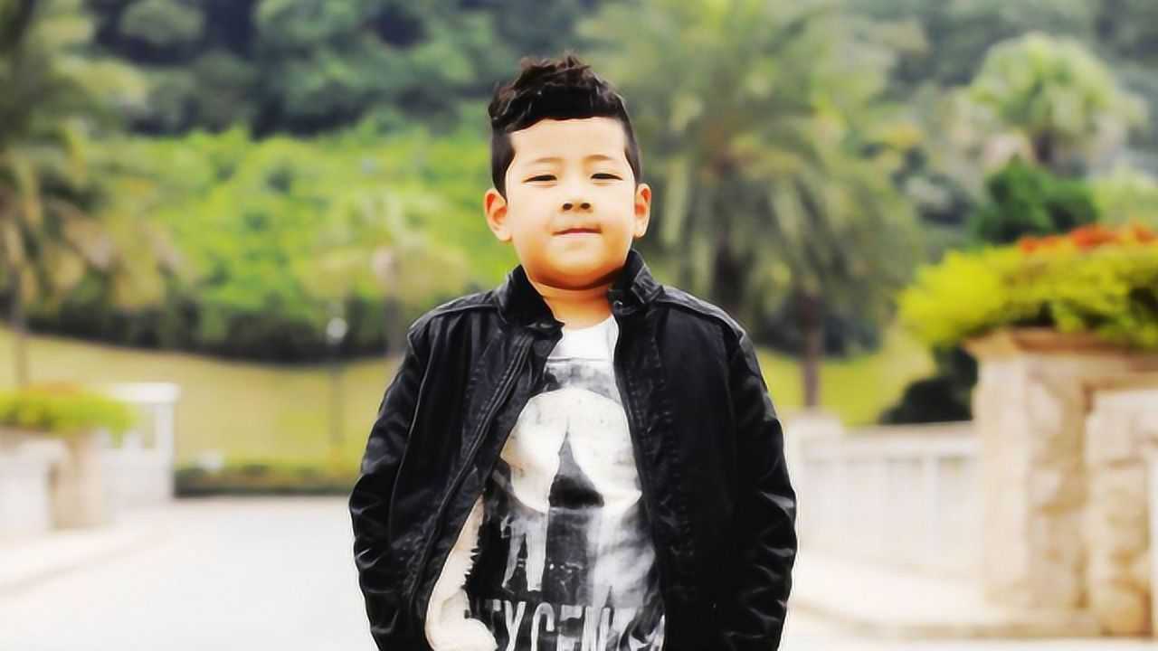 石头郭子睿长大了颜值变化不小带妹妹帮郭涛宣传电影