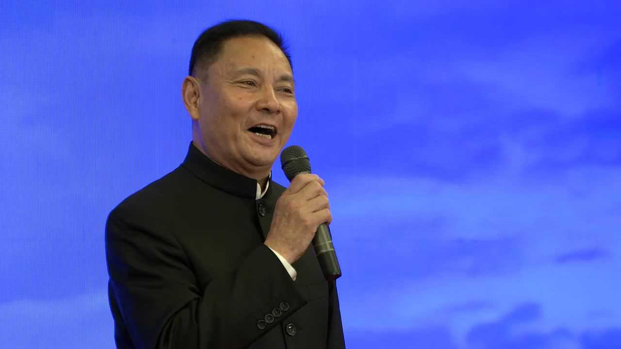 《有的人》朗诵:卢奇_高清1080P在线观看平台_腾讯视频