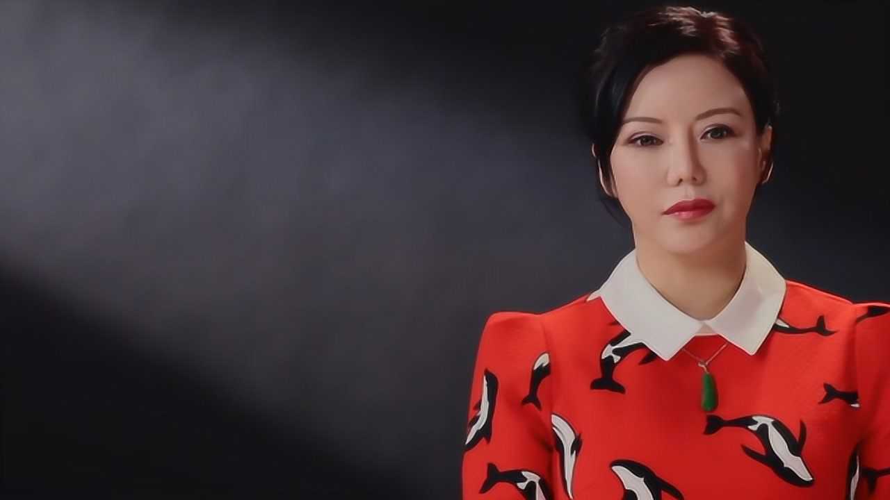 迈巴赫撞上劳斯莱斯,当场友好协商了,时隔不久,彭丹却被起诉!