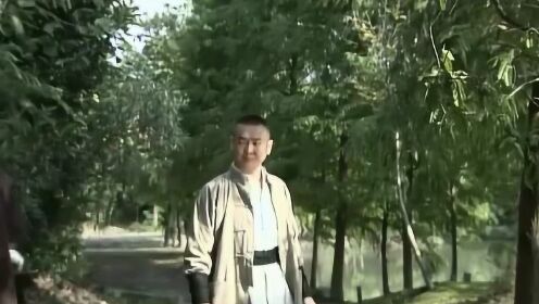 男子带手下闲逛，无意中居然发现逃犯，真是天掉馅饼_高清1080P在线观看平台_腾讯视频