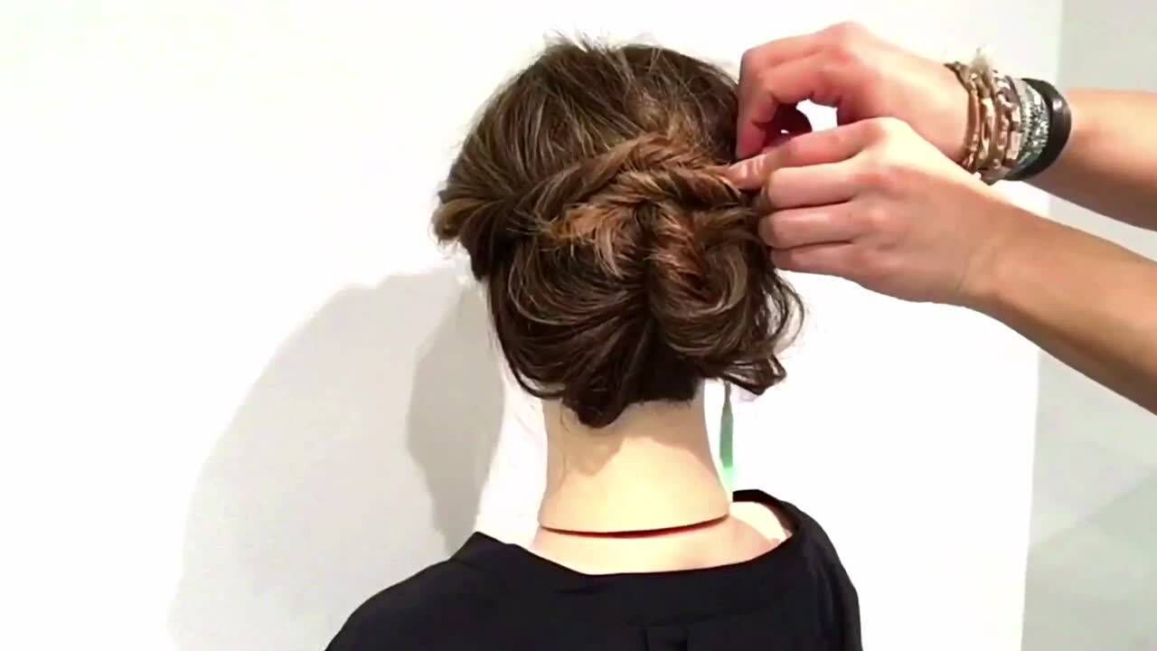 大妈丸子头已出局!现在流行这样扎发型,很美,很美!