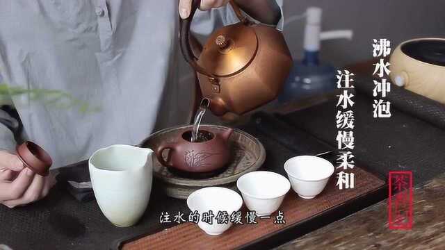 茶香记 易武野生青饼2003