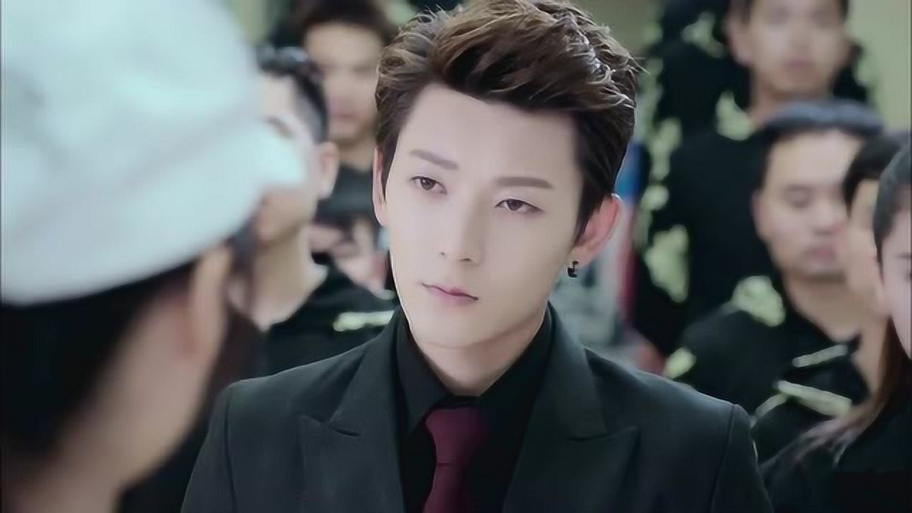 方廷皓彻底黑化,与百草誓不两立,连贤武道馆都不放过