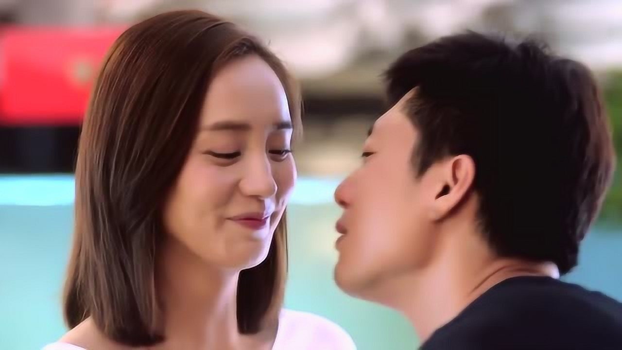 超级翁婿:凌潇肃在老丈人家乱来,偷偷摸摸的调戏王智!