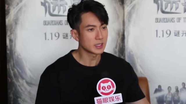 吴尊24年前旧照,16岁两人亲密依偎,携妻子参加节目弥补遗憾