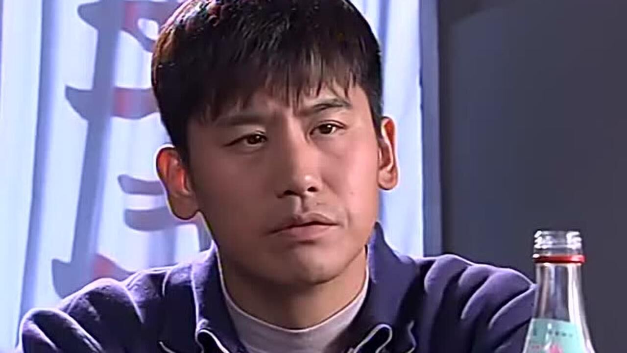 二叔:丽丽问志强真的打算娶大嫂吗?志强说自己不是口是心非的人