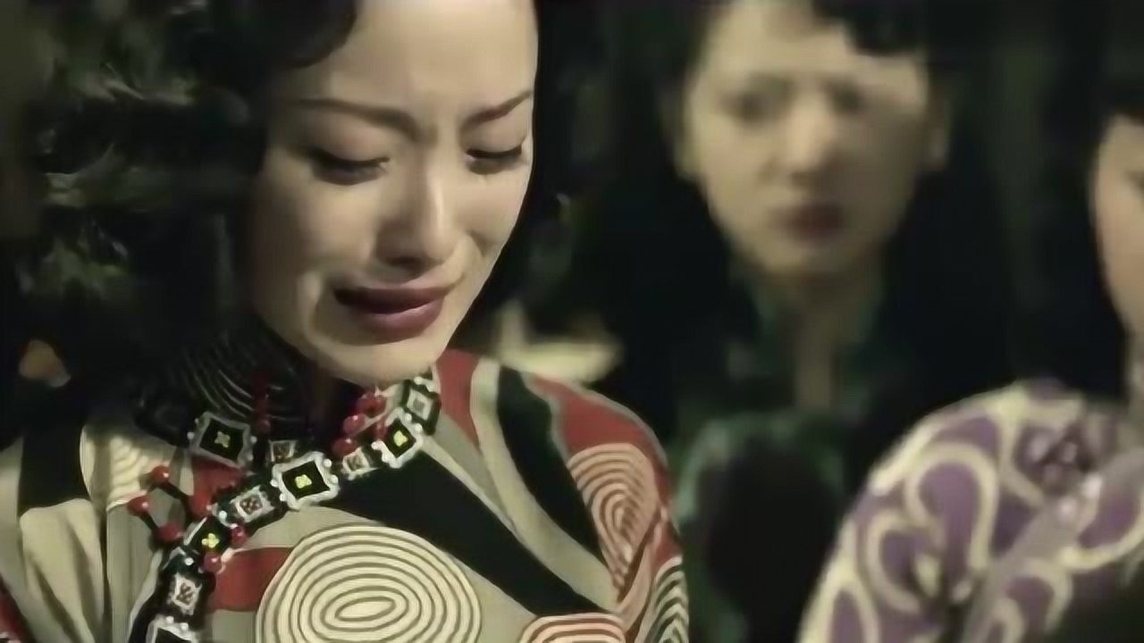 金陵十三钗最令人痛心的一幕豆蔻被鬼子欺负太让人心疼了